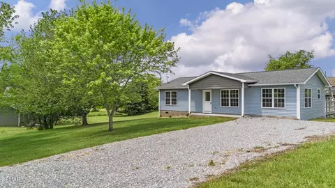 2934 Eledge Ln, Sevierville, TN 37876