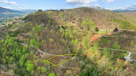 39 Walters Way, Sevierville, TN 37862