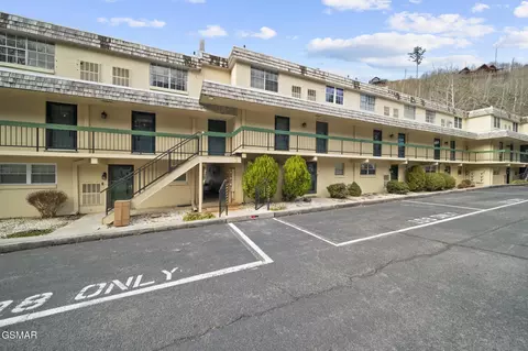 260 Roaring Fork Rd #217, Gatlinburg, TN 37738