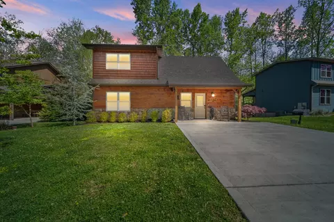 534 Johnson Ln, Gatlinburg, TN 37738