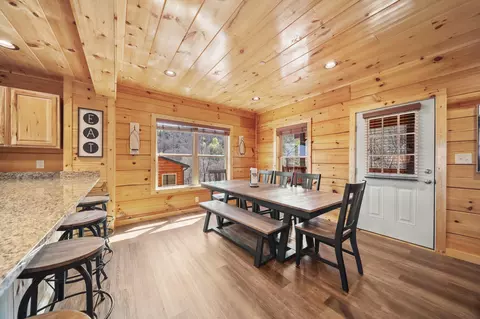 842 String Run Way, Pigeon Forge, TN 37863 photo 8