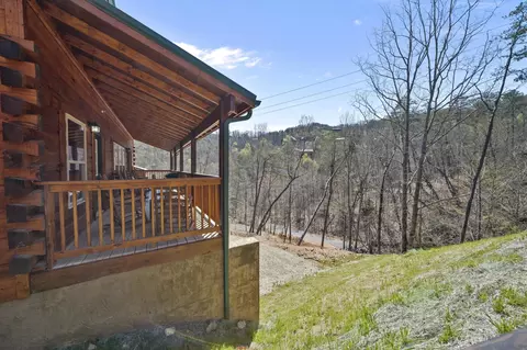 842 String Run Way, Pigeon Forge, TN 37863 photo 44