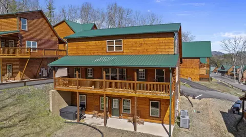 842 String Run Way, Pigeon Forge, TN 37863 photo 46