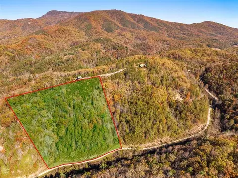 17 Wesley Way, Sevierville, TN 37876