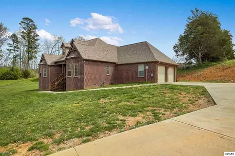 1145 Pullen Rd, Sevierville, TN 37862 photo 4