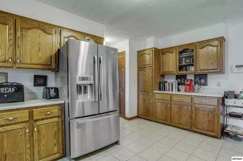 1129 Pullen Rd, Sevierville, TN 37862 photo 11