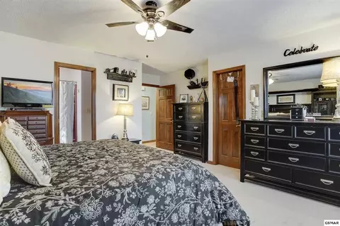 1129 Pullen Rd, Sevierville, TN 37862 photo 14