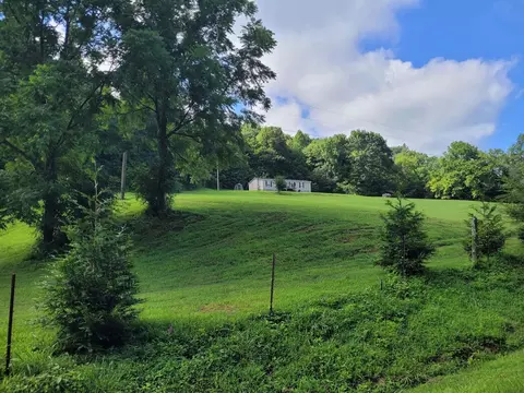 339 County Road 61, Riceville, TN 37370