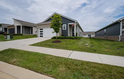 1041 Royal Gorge Pvt Ct, Gallatin, TN 37066