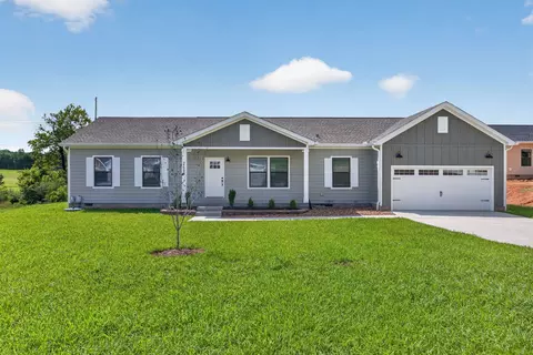2499 River Ranch Dr, Cookeville, TN 38501
