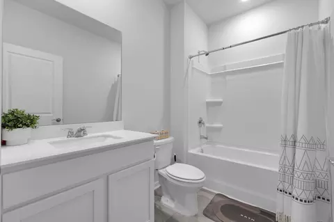 Bath - 4420 Marcus Venture Pl, Murfreesboro, TN 37127 photo 1 of 3