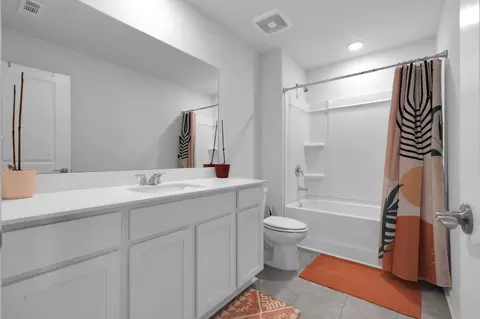 Bath - 4420 Marcus Venture Pl, Murfreesboro, TN 37127 photo 3 of 3