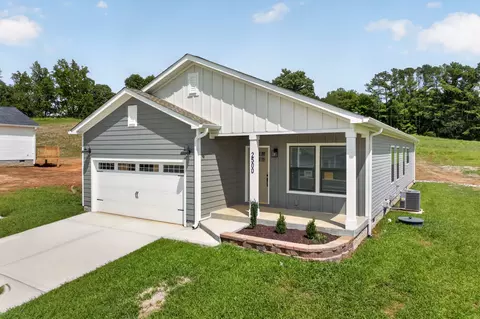 2500 River Ranch Dr, Cookeville, TN 38501