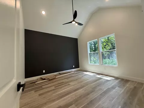 Bedroom - 203 15th Ave E, Springfield, TN 37172 photo 1 of 4