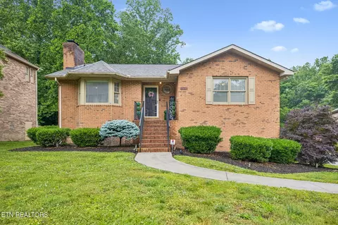 6733 Saddle Creek Pass, Knoxville, TN 37921