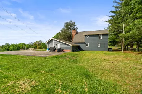 Exterior - 674 Lakeside Dr, Springfield, TN 37172 photo 11 of 11