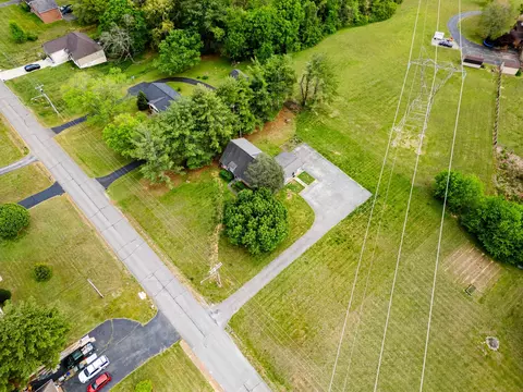View/Area - 674 Lakeside Dr, Springfield, TN 37172 photo 4 of 8