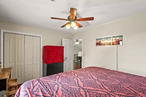 Bedroom - 674 Lakeside Dr, Springfield, TN 37172 photo 5 of 5