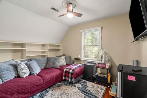 Bedroom - 674 Lakeside Dr, Springfield, TN 37172 photo 3 of 5