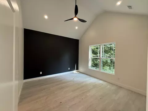 Bedroom - 534 20th Ave W, Springfield, TN 37172 photo 1 of 4