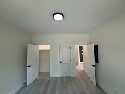 Bedroom - 534 20th Ave W, Springfield, TN 37172 photo 3 of 4