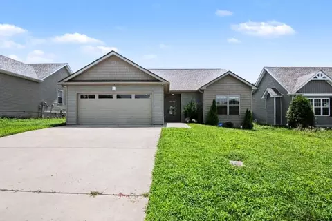 3031 Core Dr, Clarksville, TN 37040