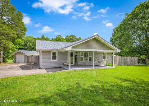 546 Pine Ridge Rd, Clinton, TN 37716
