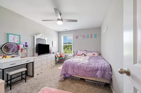 Bedroom - 977 Mcbrides Branch Rd, Beechgrove, TN 37018 photo 3 of 3