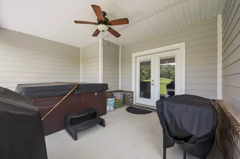 Exterior - 977 Mcbrides Branch Rd, Beechgrove, TN 37018 photo 3 of 5