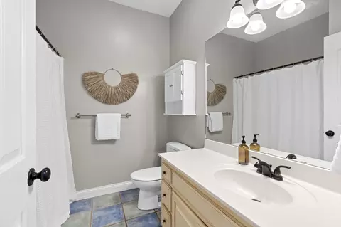Bath - 7339 Chowning Rd, Springfield, TN 37172 photo 5 of 6