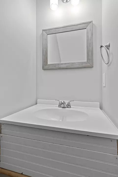 Bath - 7339 Chowning Rd, Springfield, TN 37172 photo 6 of 6