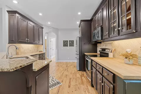 Kitchen - 7339 Chowning Rd, Springfield, TN 37172 photo 2 of 3