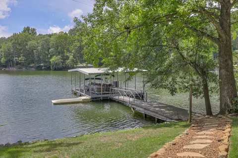 117 Lake St, Estill Springs, TN 37330