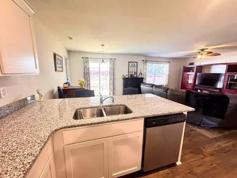 925 Erica Dr, Talbott, TN 37877 photo 9