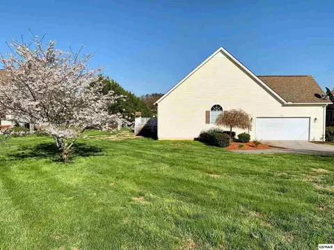 2426 Beacon Rd, Talbott, TN 37877 photo 3