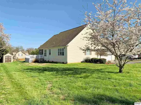 2426 Beacon Rd, Talbott, TN 37877 photo 4
