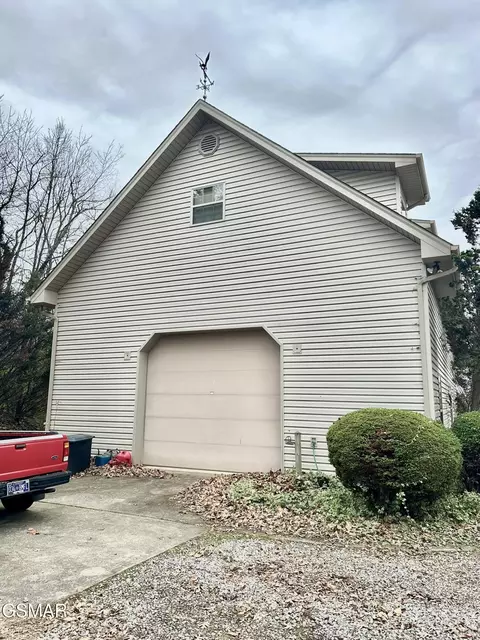 2562 Liberty Rd, Talbott, TN 37877 photo 9