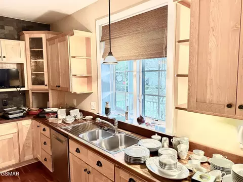2562 Liberty Rd, Talbott, TN 37877 photo 18