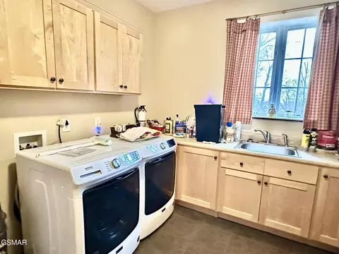 2562 Liberty Rd, Talbott, TN 37877 photo 29