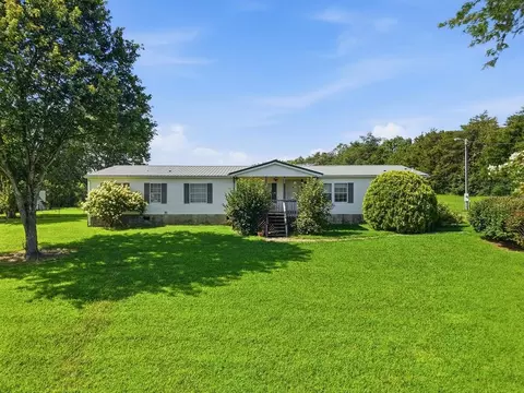 939 W Thomas Allen Rd, Cookeville, TN 38501