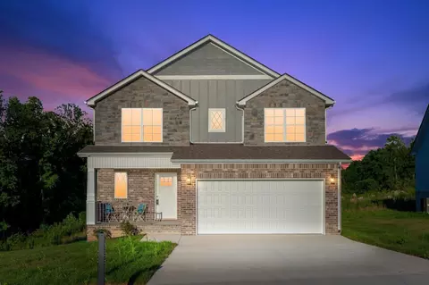 934 Bankside Dr, Clarksville, TN 37043