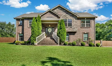 2634 Seven Mile Ferry Rd, Clarksville, TN 37040