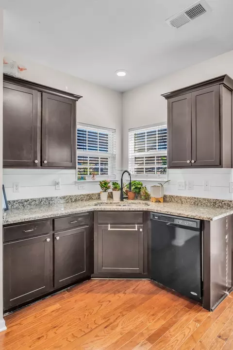 Kitchen - 2091 Hemlock Dr, Spring Hill, TN 37174 photo 3 of 4
