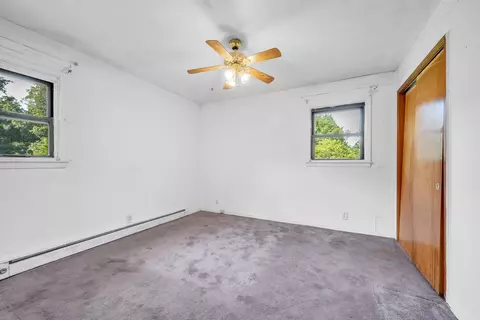Bedroom - 152 W Piney Rd, Dickson, TN 37055 photo 2 of 5
