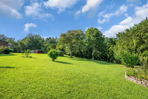 Exterior - 152 W Piney Rd, Dickson, TN 37055 photo 9 of 10
