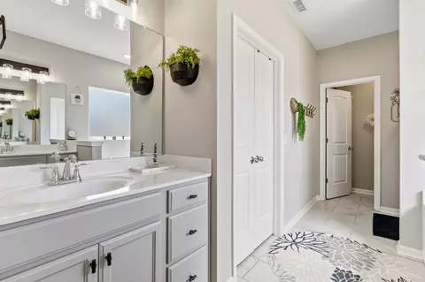 Entry Way - 601 Lyla Dr, Spring Hill, TN 37174 photo 4 of 6