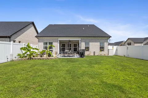 Exterior - 601 Lyla Dr, Spring Hill, TN 37174 photo 6 of 27