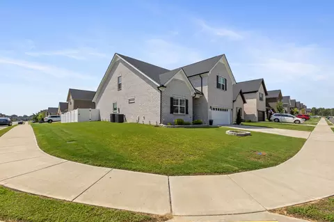 Exterior - 601 Lyla Dr, Spring Hill, TN 37174 photo 3 of 27
