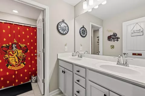 Bath - 601 Lyla Dr, Spring Hill, TN 37174 photo 5 of 5