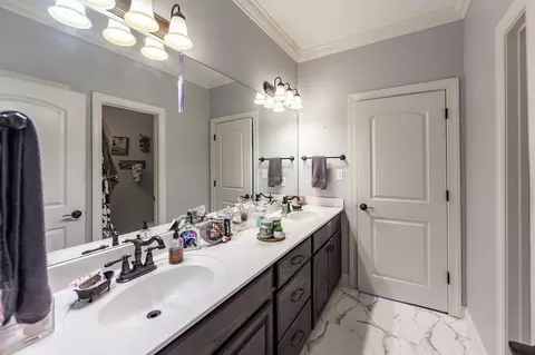 Bath - 88 Epperson Dr, Jackson, TN 38305 photo 5 of 6